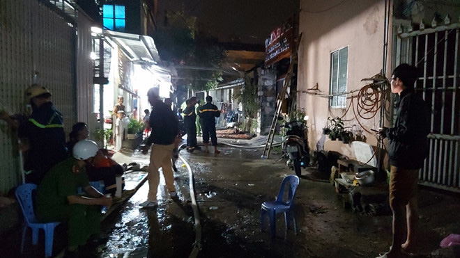 Hai thi thể trong homestay cháy rụi ở Phú Quốc - Ảnh 1.