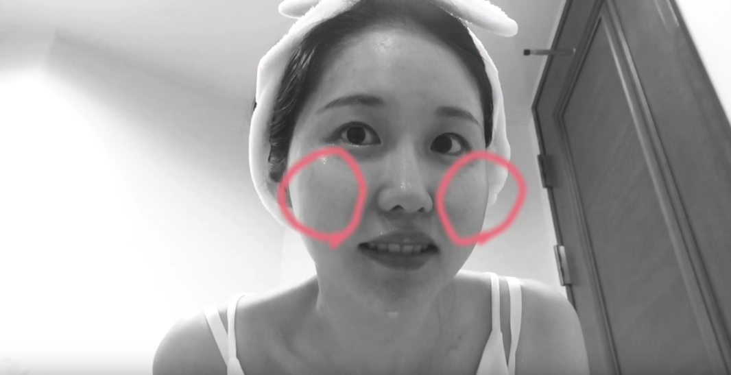 Mẹo làm sạch ngược từ tiến sĩ da liễu Hàn Quốc: Rửa mặt thế nào để khi 30 - 40 tuổi da không bị nám, thâm sạm - Ảnh 1.