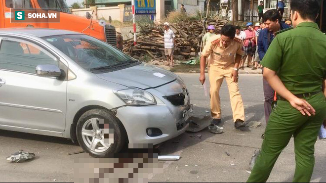 Va chạm liên hoàn với 2 ô tô, vợ chết chồng nguy kịch khi đang trên đường tới công ty làm việc - Ảnh 3.