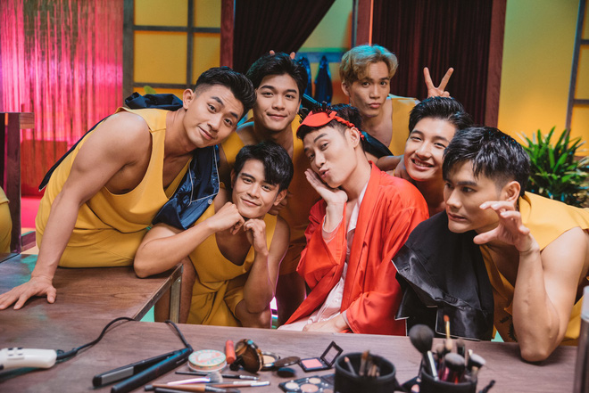 Vpop 2019 có quá nhiều MV xuất sắc: Không chỉ đẹp về đường hình, hay về đường tiếng, mà còn có số view siêu to khổng lồ - Ảnh 14.