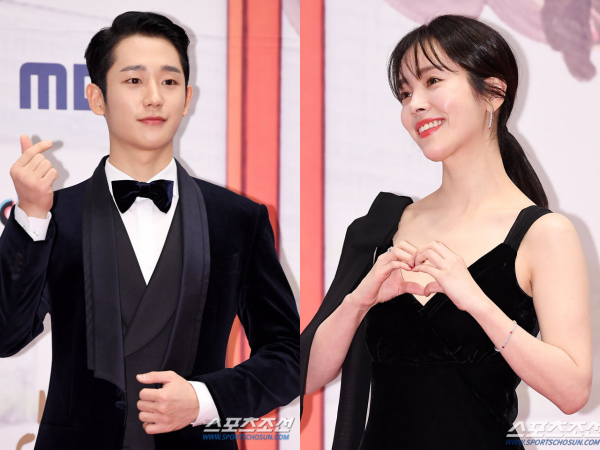 Hot như cặp đôi Jung Hae In và chị đẹp mới: Chỉ một khoảnh khắc tình tứ, rating lễ trao giải vọt lên mức cao nhất - Ảnh 1.