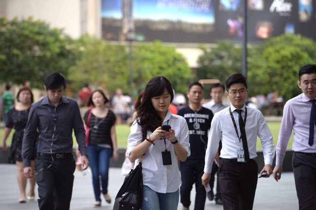 Vì sao người lao động tại Singapore, Tokyo và Kuala Lumpur làm việc như không nghỉ - Ảnh 2.