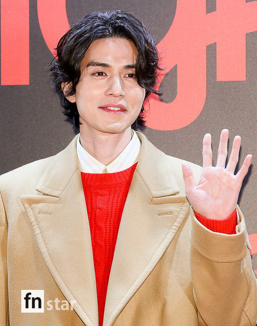 Sự kiện gây sốt: Đến Lee Dong Wook cũng phải kiêng dè trước nam thần Kpop, Son Dam Bi U40 vẫn trẻ đẹp ngỡ ngàng - Ảnh 2.