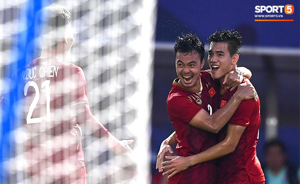 Việt Nam cho Thái Lan thành cựu vương sau trận hòa 2-2, tiến thẳng vào bán kết SEA Games gặp đối thủ Campuchia - Ảnh 3.