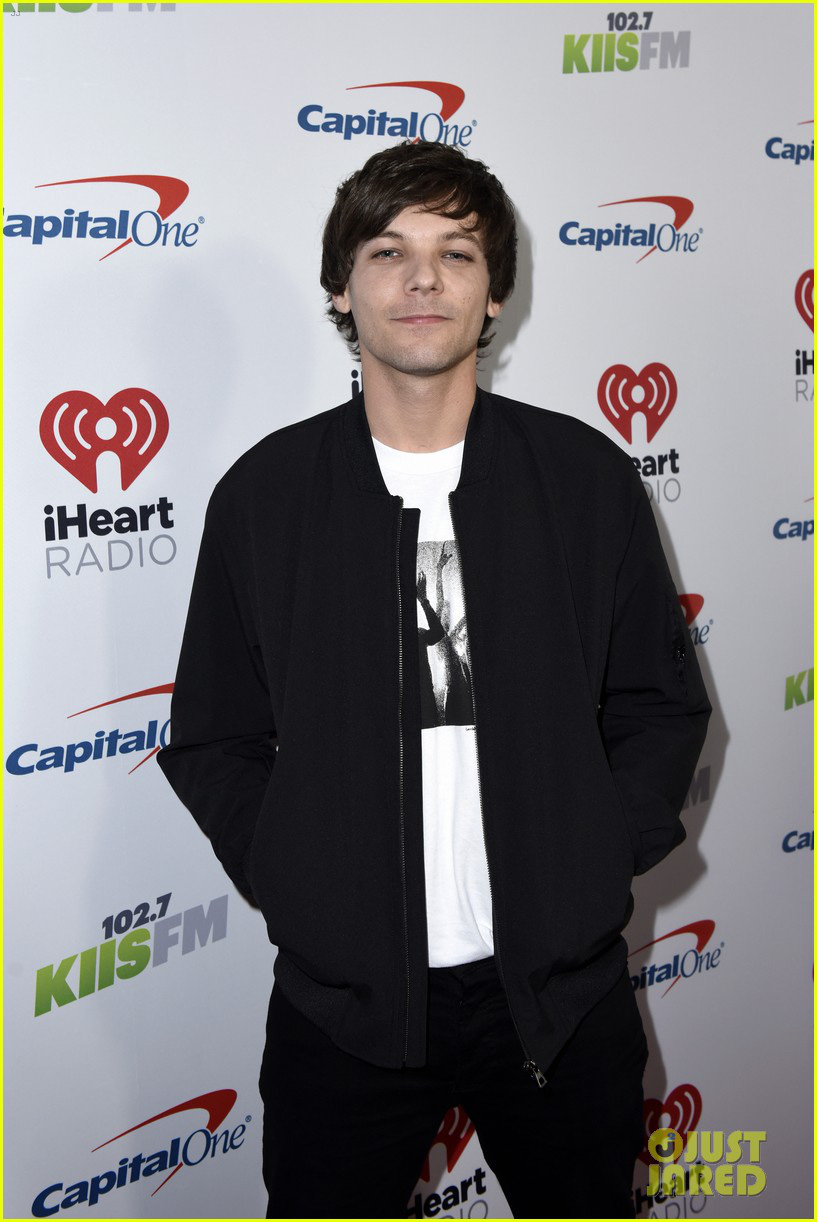 Thảm đỏ Jingle Ball 2019: BTS trắng to&agrave;n tập, kh&ocirc;ng hề l&eacute;p vế trước Katy Perry, Camila Cabello v&agrave; d&agrave;n sao khủng - Ảnh 11.