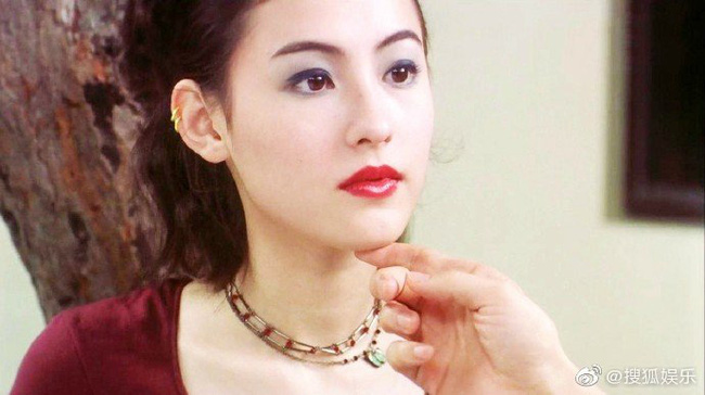 Trương Bá Chi gây bão khi makeup theo phong cách từ chục năm trước: Chẳng hề lỗi thời mà còn chứng minh nhan sắc lão hóa ngược - Ảnh 9.