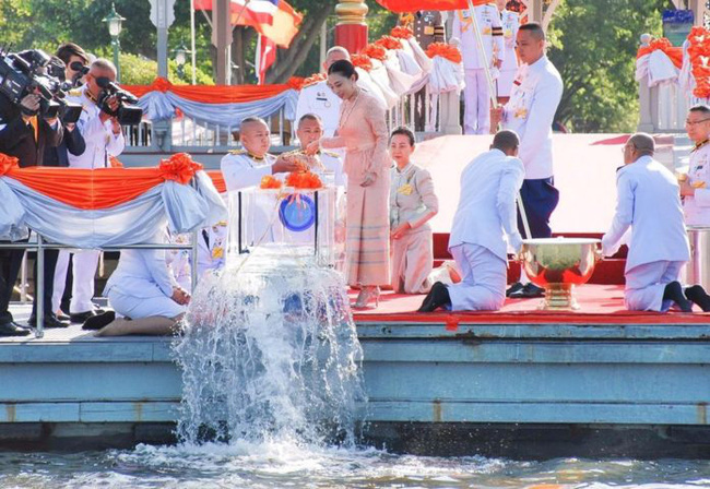 Hai nàng công chúa khác nhau một trời một vực của Hoàng gia Thái Lan: Người dịu dàng chuẩn mực, người nổi loạn cá tính - Ảnh 1.