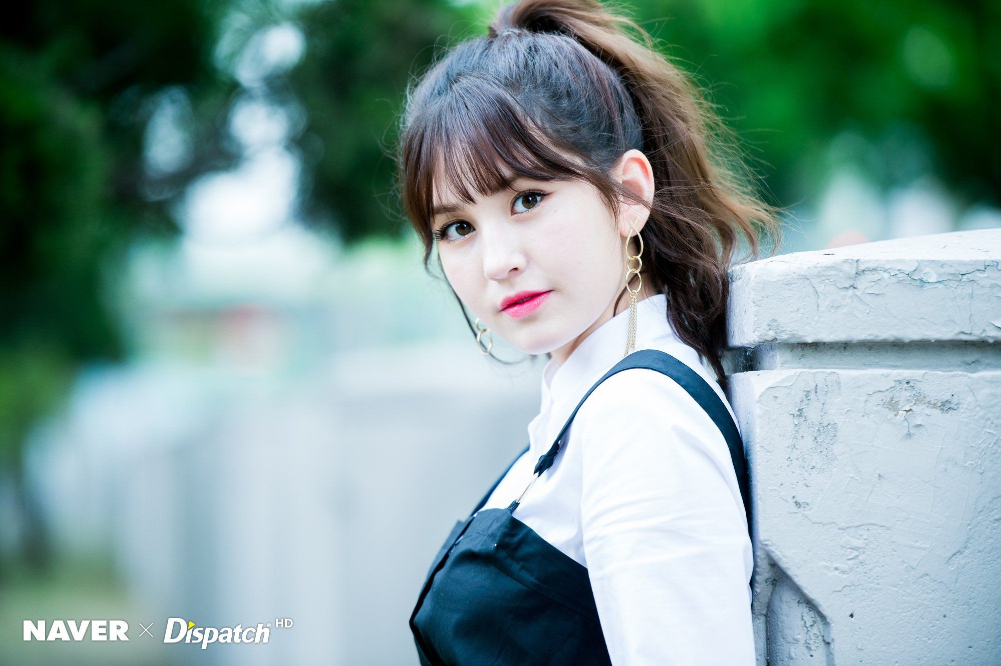 Ai trong hội thực tập sinh đẹp hơn hoa của Kpop sẽ ăn nên làm ra trong tương lai? - Ảnh 3. Ai trong hội thực tập sinh đẹp hơn hoa của Kpop sẽ ăn nên làm ra trong tương lai? - Ảnh 3.