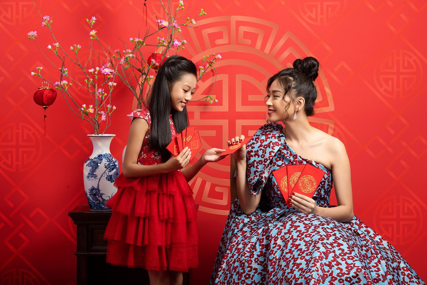 Nhờ tình mẫu tử trong Hai Phượng, Ngô Thanh Vân mạnh dạn tuyên bố: Tôi đã sẵn sàng làm mẹ - Ảnh 3. Nhờ tình mẫu tử trong Hai Phượng, Ngô Thanh Vân mạnh dạn tuyên bố: Tôi đã sẵn sàng làm mẹ - Ảnh 3.