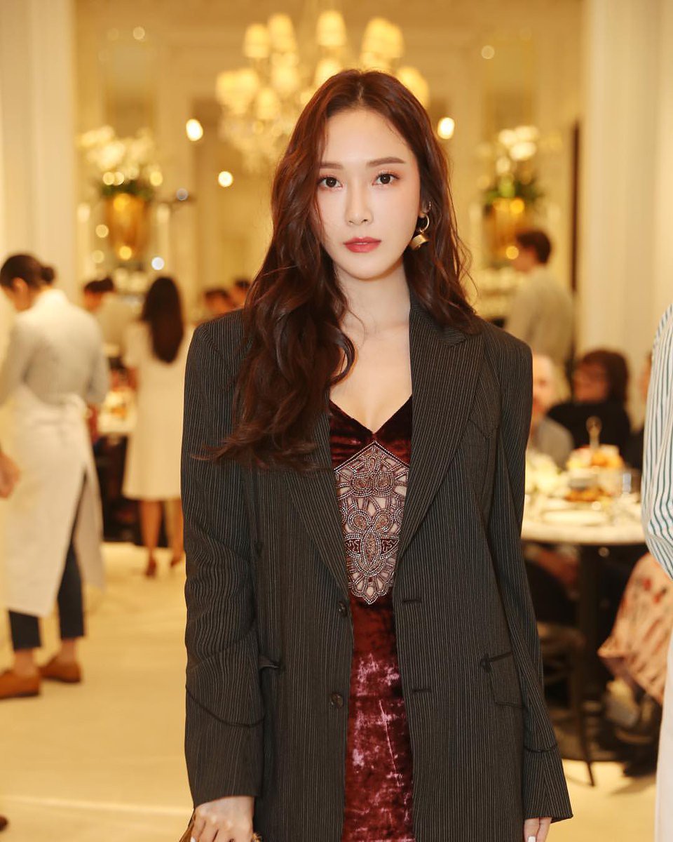 Có ai còn nhận ra đây là công chúa băng giá Jessica không? - Ảnh 9. Có ai còn nhận ra đây là công chúa băng giá Jessica không? - Ảnh 9.