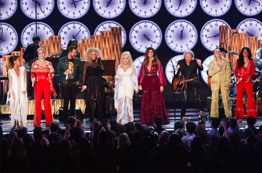 Grammy 2019: BTS gây ấn tượng mạnh, Lady Gaga bật khóc khi thắng đậm, loạt rapper lên ngôi vương - Ảnh 13. Grammy 2019: BTS gây ấn tượng mạnh, Lady Gaga bật khóc khi thắng đậm, loạt rapper lên ngôi vương - Ảnh 13.