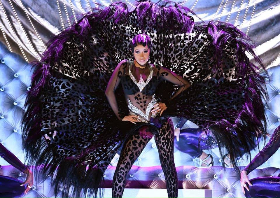 Grammy 2019: BTS gây ấn tượng mạnh, Lady Gaga bật khóc khi thắng đậm, loạt rapper lên ngôi vương - Ảnh 16. Grammy 2019: BTS gây ấn tượng mạnh, Lady Gaga bật khóc khi thắng đậm, loạt rapper lên ngôi vương - Ảnh 16.