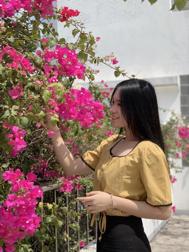 Con gái NSƯT Trịnh Kim Chi: Cô bé da đen mũm mĩm lột xác thành thiếu nữ xinh xắn, cao 1m72 - Ảnh 7. Con gái NSƯT Trịnh Kim Chi: Cô bé da đen mũm mĩm lột xác thành thiếu nữ xinh xắn, cao 1m72 - Ảnh 7.