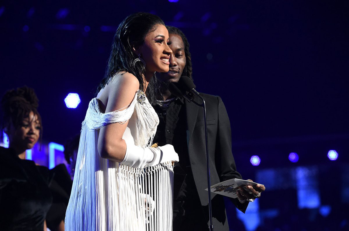 Nhìn lại Grammy 2019: Bầu trời drama, bàn tiệc âm nhạc đẳng cấp và giải thưởng làm cả làng đều vui - Ảnh 12. Nhìn lại Grammy 2019: Bầu trời drama, bàn tiệc âm nhạc đẳng cấp và giải thưởng làm cả làng đều vui - Ảnh 12.