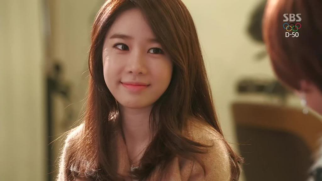 Yoo In Na hóa minh tinh “ăn hại” từ Vì Sao Đưa Anh Tới đến Chạm Vào Tim Em - Ảnh 1. Yoo In Na hóa minh tinh “ăn hại” từ Vì Sao Đưa Anh Tới đến Chạm Vào Tim Em - Ảnh 1.