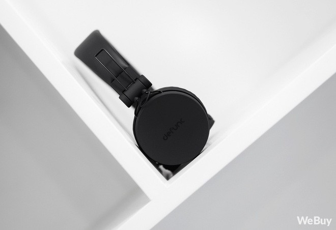 Săn sale đầu năm, “vớ” được tai nghe Bluetooth Thụy Điển chất lượng khá ổn, pin nghe cả tuần, giá siêu mềm mịn! - Ảnh 2.