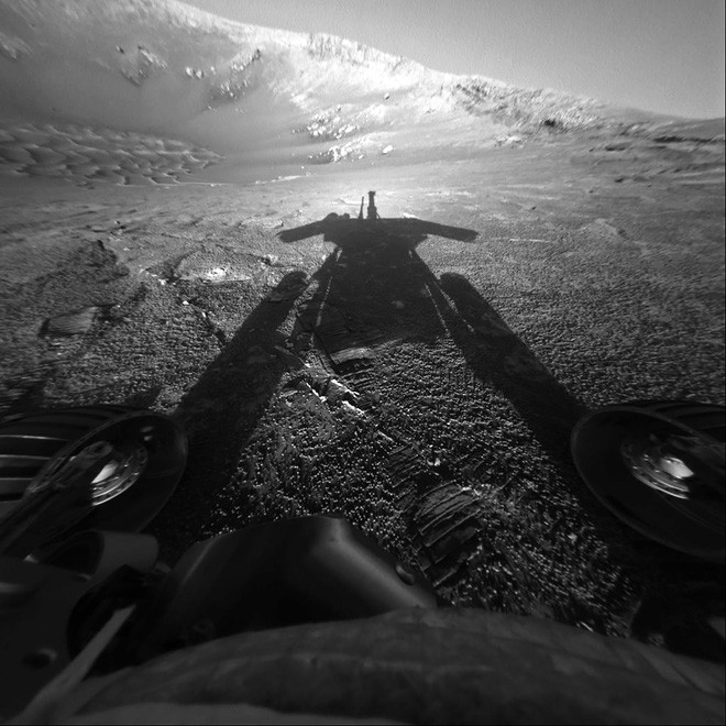 NASA khai tử tàu thăm dò Opportunity: kết thúc sứ mệnh oai hùng của WALL-E đời thực, vượt chỉ tiêu tới 14 năm - Ảnh 1.