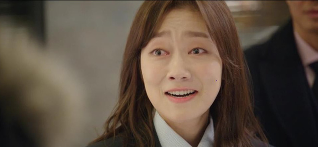 Touch Your Heart: Mới th&acirc;n thiết c&ugrave;ng ăn l&ograve;ng nướng, Yoo In Na vẫn bị Lee Dong Wook sai việc &ldquo;sấp mặt&rdquo; - Ảnh 13.