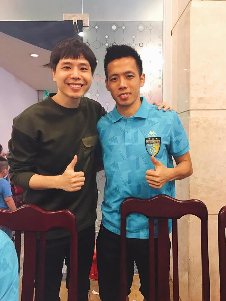 Mối quan hệ đặc biệt giữa Trịnh Thăng Bình với Duy Mạnh, Quang Hải và dàn tuyển thủ Việt đang hot nhất trên sân cỏ - Ảnh 9. Mối quan hệ đặc biệt giữa Trịnh Thăng Bình với Duy Mạnh, Quang Hải và dàn tuyển thủ Việt đang hot nhất trên sân cỏ - Ảnh 9.