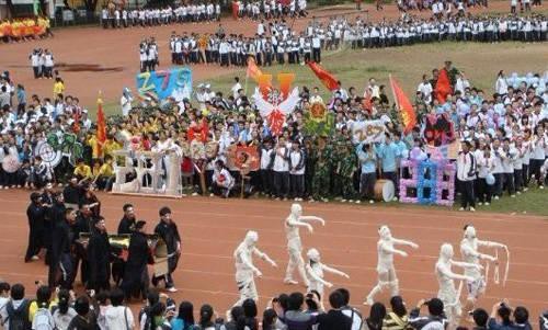 Cười ngất với những màn hoá trang ở đại hội thể thao trường học: không có lầy nhất, chỉ có lầy hơn! - Ảnh 13.