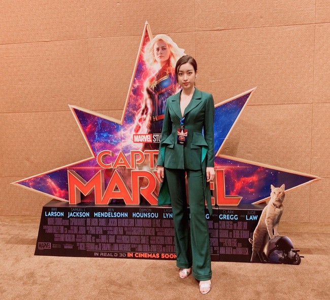 V&igrave; tất cả những l&yacute; do sau m&agrave; Đỗ Mỹ Linh tr&ocirc;ng &ldquo;dừ&rdquo; đi mấy tuổi khi diện suit  - Ảnh 4.