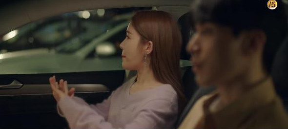 Học lỏm b&iacute; k&iacute;p &ldquo;cua trai&rdquo; của Yoo In Na với m&agrave;n &ldquo;nhỡ chạm tay anh&rdquo; si&ecirc;u đỉnh trong Touch Your Heart - Ảnh 3.