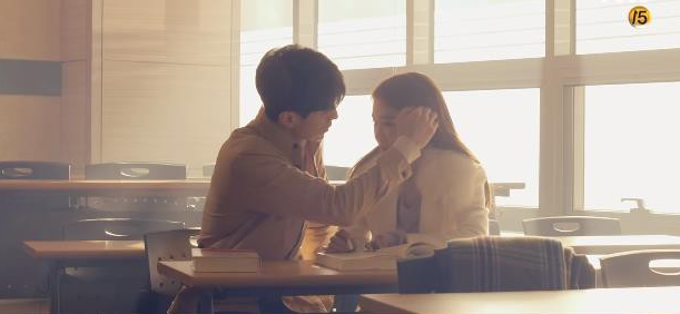 Học lỏm b&iacute; k&iacute;p &ldquo;cua trai&rdquo; của Yoo In Na với m&agrave;n &ldquo;nhỡ chạm tay anh&rdquo; si&ecirc;u đỉnh trong Touch Your Heart - Ảnh 8.