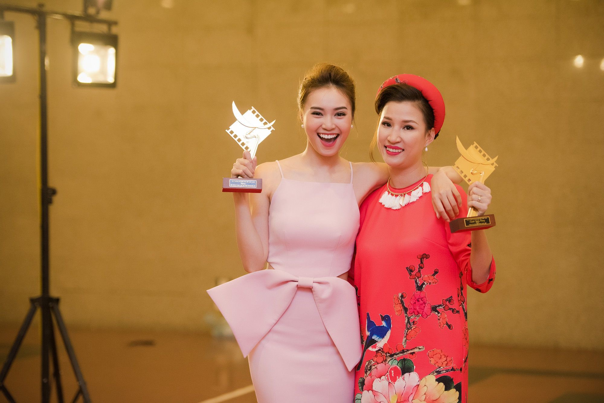 Tin được không, Trúng Số là phim Việt Nam đầu tiên được trình chiếu trên Netflix - Ảnh 3. Tin được không, Trúng Số là phim Việt Nam đầu tiên được trình chiếu trên Netflix - Ảnh 3.