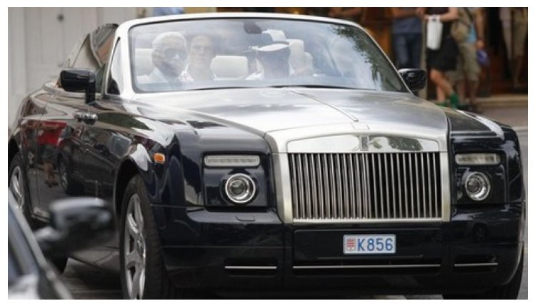 9 điều ít người biết về cuộc sống riêng tư của huyền thoại thời trang Karl Lagerfeld - Ảnh 4. 9 điều ít người biết về cuộc sống riêng tư của huyền thoại thời trang Karl Lagerfeld - Ảnh 4.