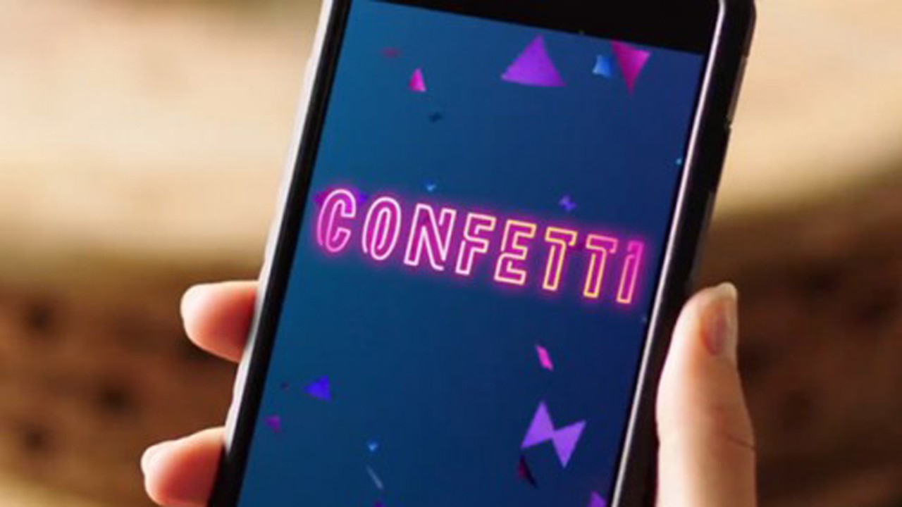 Người chơi đòi Confetti tặng Sam hẳn 3000 USD để nữ MC biết... quý trọng thời gian! - Ảnh 1. Người chơi đòi Confetti tặng Sam hẳn 3000 USD để nữ MC biết... quý trọng thời gian! - Ảnh 1.