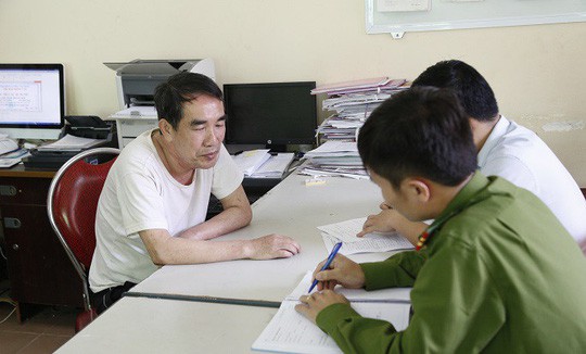 Chồng 61 tuổi cứa cổ vợ rồi chạy ra biển tự s&aacute;t - Ảnh 1.