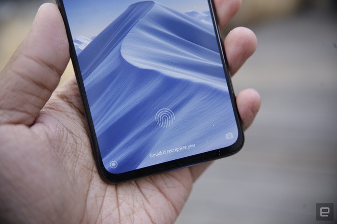 Cận cảnh Xiaomi Mi 9: Smartphone có thiết kế tốt nhất của Xiaomi - Ảnh 3.