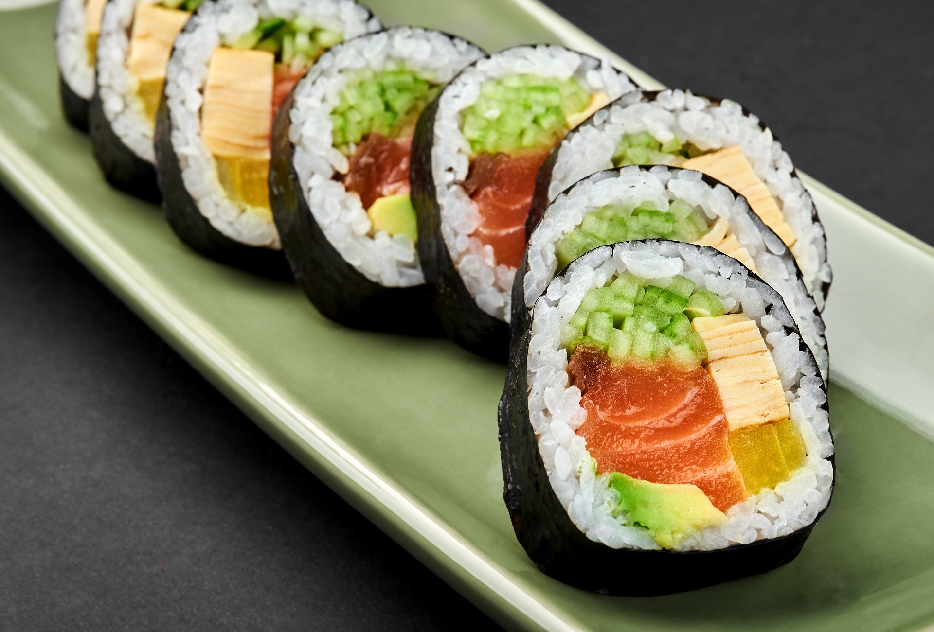 Gọi tên các loại sushi như một chuyên gia với hướng dẫn đơn giản sau đây - Ảnh 2.
