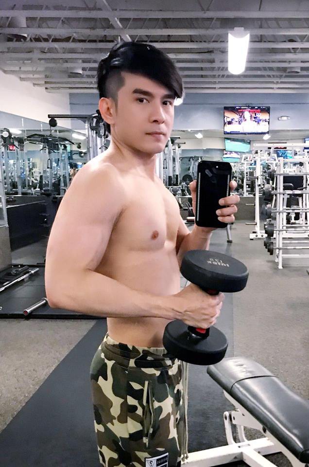 Đan Trường khiến fan “phát sốt” khi khoe thân hình 6 múi săn chắc không thay đổi sau 10 năm - Ảnh 2.