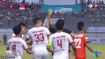 CLB Viettel nhận thất bại đau đớn sau thẻ đỏ gây tranh cãi của đội trưởng tuyển Việt Nam - Ảnh 1.