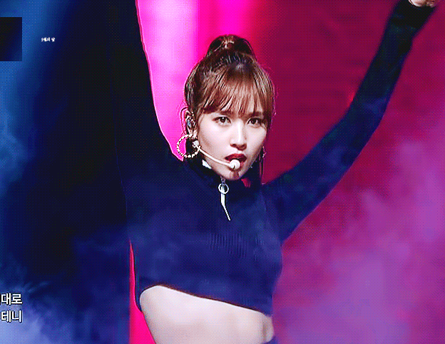 TWICE cứ rũ bỏ hình tượng trong sáng lại khiến dân tình điên đảo, và cô nàng vừa có màn “lột xác” gây sốt toàn tập là… - Ảnh 4.