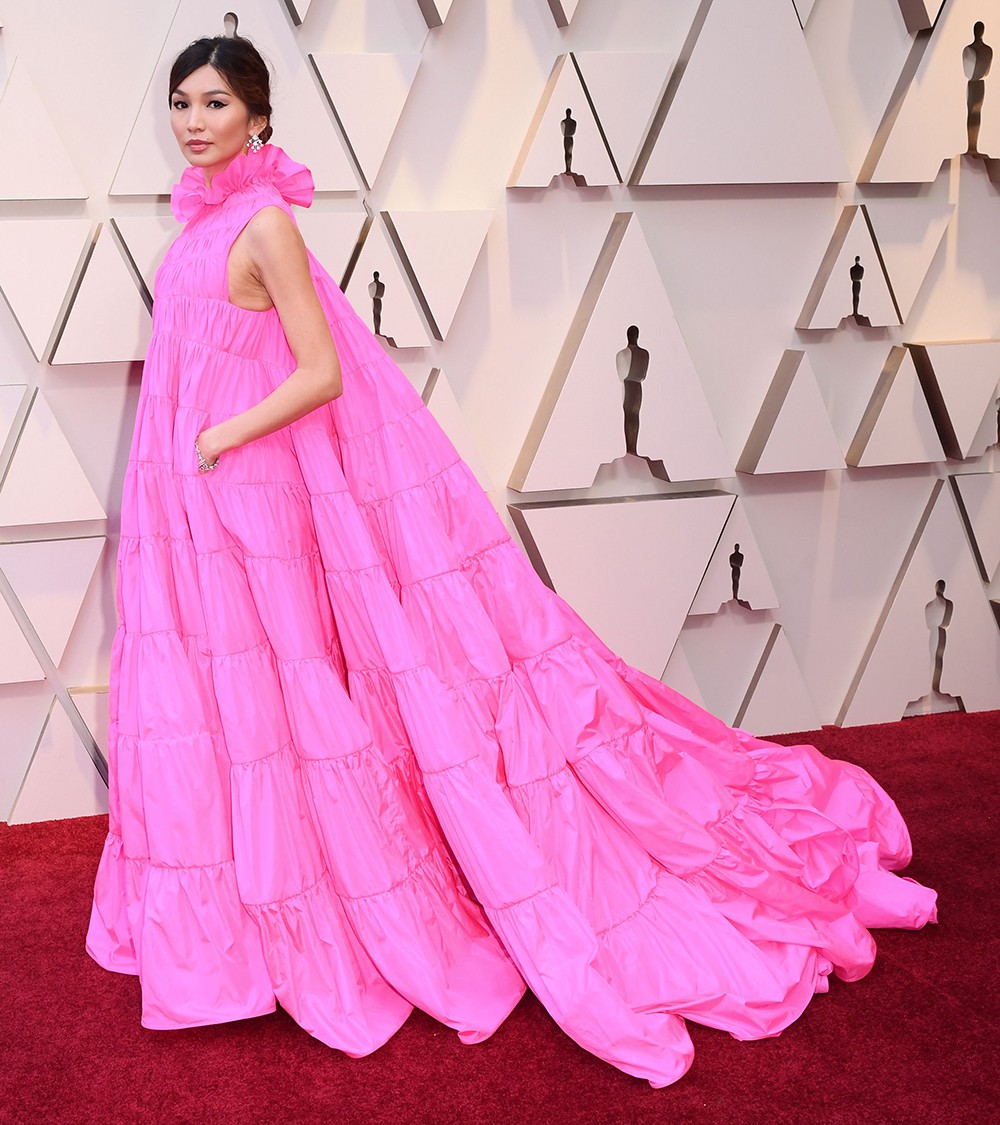 Thảm đỏ Oscar 2019: Dương Tử Quỳnh diện đầm cổ tích bên dàn Con nhà siêu giàu châu Á, dàn mỹ nhân thi nhau chặt chém - Ảnh 8. Thảm đỏ Oscar 2019: Dương Tử Quỳnh diện đầm cổ tích bên dàn Con nhà siêu giàu châu Á, dàn mỹ nhân thi nhau chặt chém - Ảnh 8.