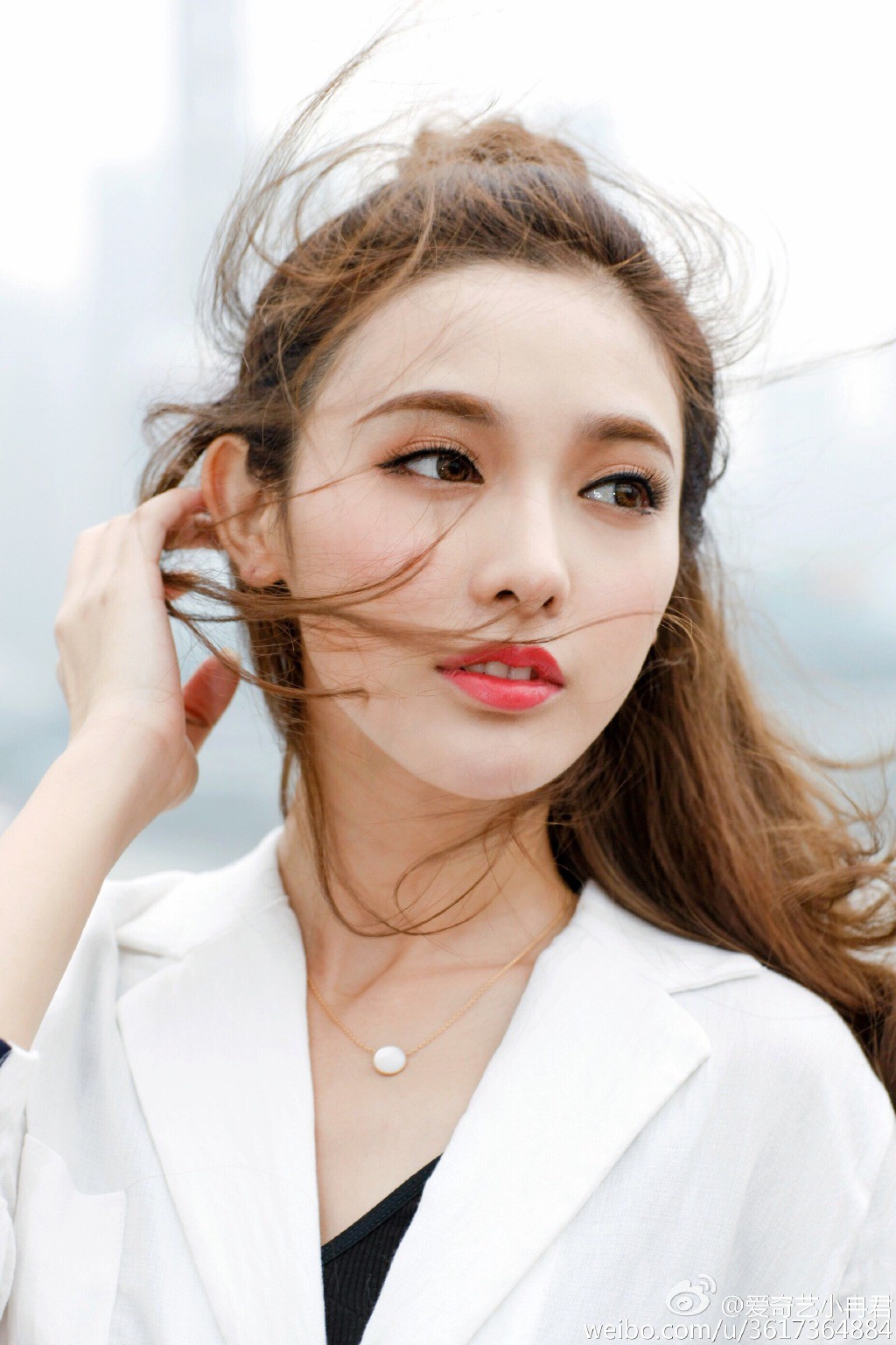 Tất tần tật về dàn sao Đông Cung: Mỹ nhân mắt ốc nhồi bị nghi dao kéo, nam chính là soái ca thủ khoa đại học - Ảnh 8. Tất tần tật về dàn sao Đông Cung: Mỹ nhân mắt ốc nhồi bị nghi dao kéo, nam chính là soái ca thủ khoa đại học - Ảnh 8.