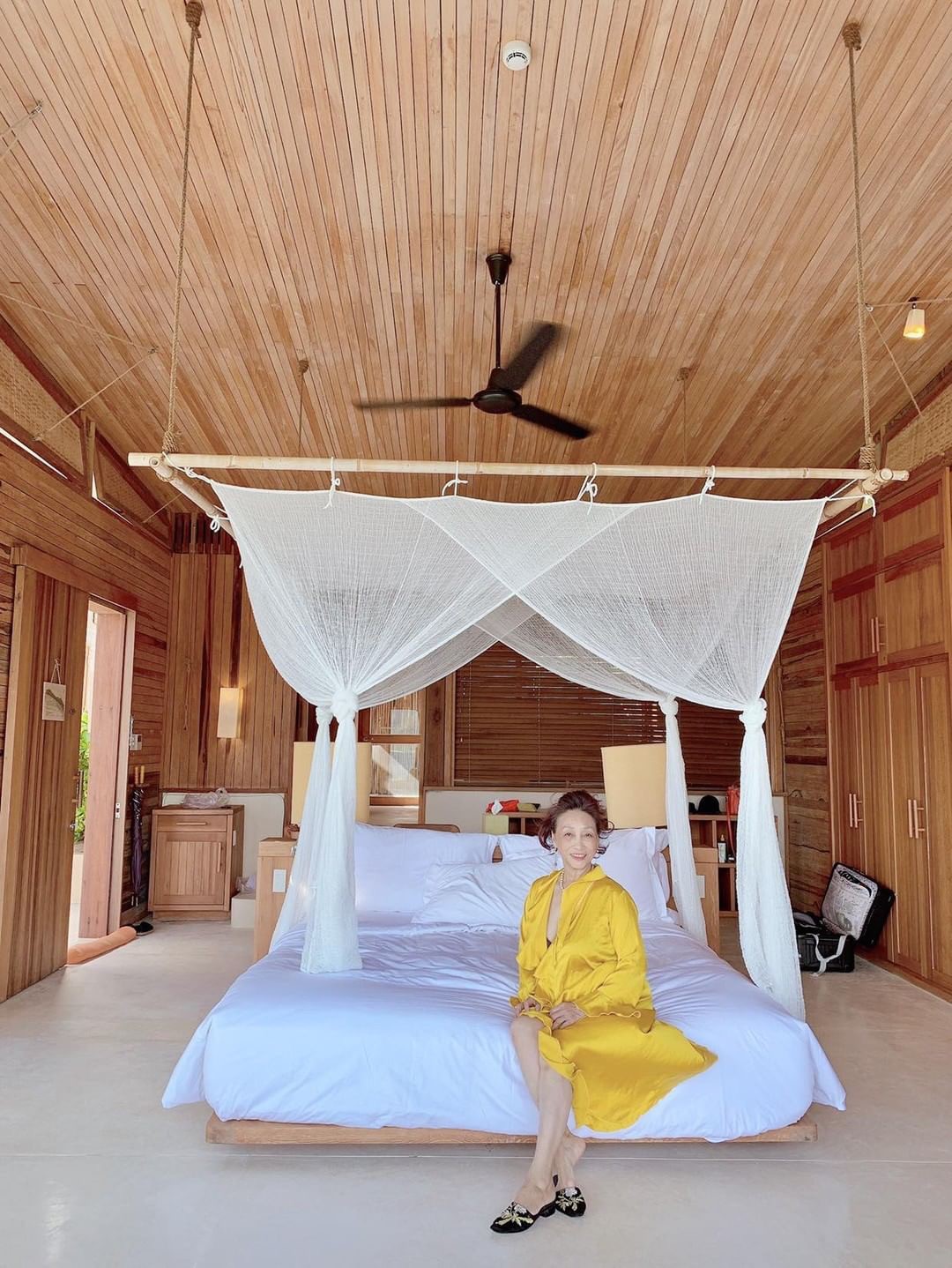 Mẹ của Hoàng Ku chính là đại diện cho kiểu phụ huynh mê sống ảo khi du lịch nhưng hơi vất vả vì thiếu kỹ năng - Ảnh 8. Mẹ của Hoàng Ku chính là đại diện cho kiểu phụ huynh mê sống ảo khi du lịch nhưng hơi vất vả vì thiếu kỹ năng - Ảnh 8.