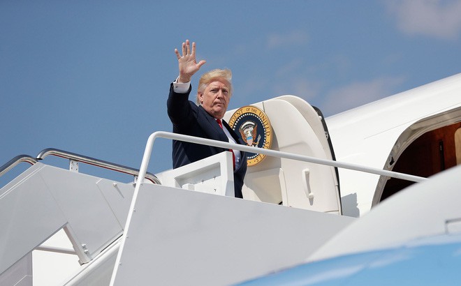 Tổng thống Mỹ Donald Trump đã bắt đầu lên đường tới Hà Nội dự thượng đỉnh Mỹ - Triều - Ảnh 1.