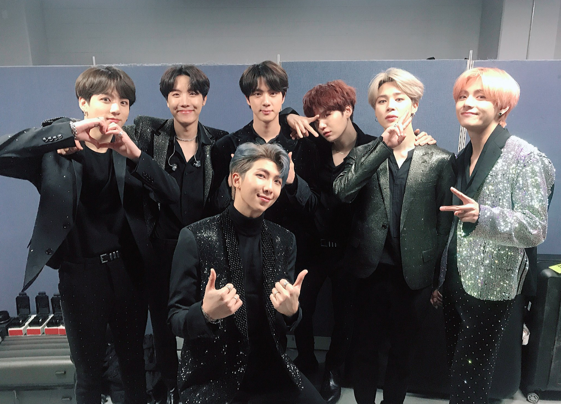 BTS vừa có chiến tích gì vượt qua cả loạt nghệ sĩ Âu Mỹ như Lady Gaga, Ariana Grande, Eminem? - Ảnh 1. BTS vừa có chiến tích gì vượt qua cả loạt nghệ sĩ Âu Mỹ như Lady Gaga, Ariana Grande, Eminem? - Ảnh 1.