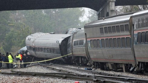Tai nạn tàu hỏa ở Mỹ: 10 người thương vong - Ảnh 1.