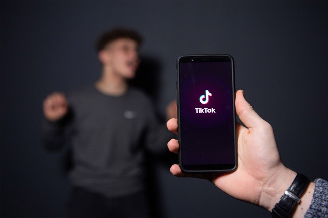 TikTok bị phạt 5,7 triệu USD vì thu thập trái phép thông tin trẻ em - Ảnh 1.