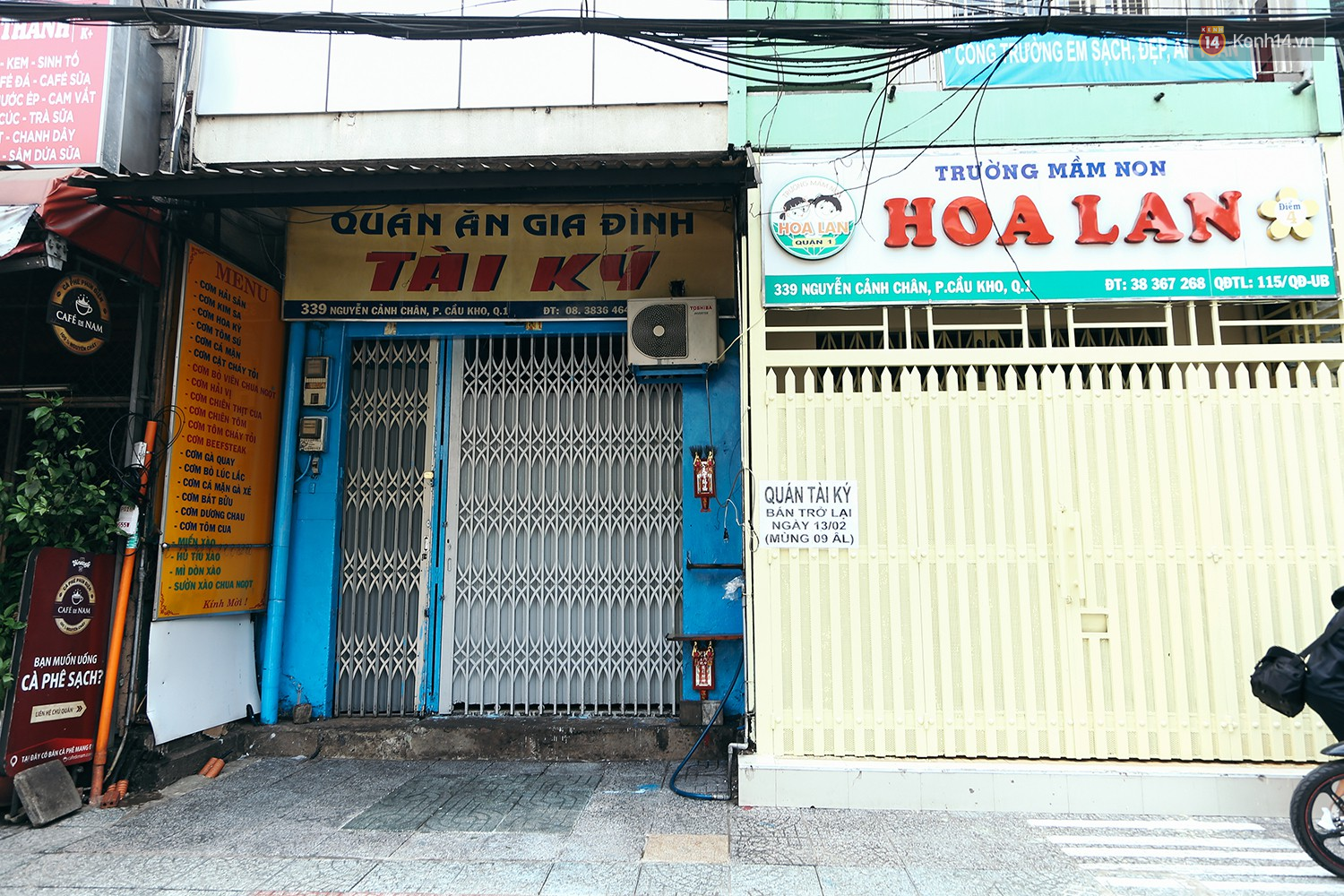 Đây là khoảnh khắc khiến bạn nhận ra Sài Gòn đã chuyển từ đón Tết sang ăn Tết: Quán xá đóng cửa hàng loạt, phố phường bình yên chậm rãi - Ảnh 5. Đây là khoảnh khắc khiến bạn nhận ra Sài Gòn đã chuyển từ đón Tết sang ăn Tết: Quán xá đóng cửa hàng loạt, phố phường bình yên chậm rãi - Ảnh 5.