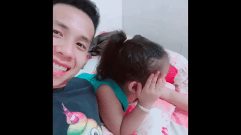 Đoạn hội thoại cực đáng yêu giữa Hồng Duy cùng cháu gái khiến ai xem cũng vui lây