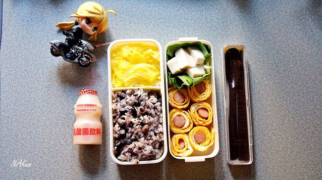 Chán bánh chưng dưa hành, chị em rần rần chia sẻ hộp cơm trưa cho chồng mang đi chỉ làm mất 15 phút - Ảnh 4. Chán bánh chưng dưa hành, chị em rần rần chia sẻ hộp cơm trưa cho chồng mang đi chỉ làm mất 15 phút - Ảnh 4.