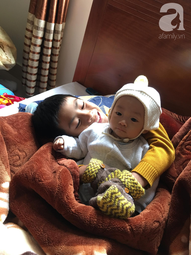 Mẹ trẻ đánh cược mạng sống sinh tứ thai đón mùa xuân đầu tiên bên các con: “Tết của em dựa hết vào chồng” - Ảnh 7.