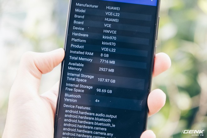 Smartphone năm 2019 sẽ như thế này đây: Trên tay Huawei Nova 4 với màn hình đục lỗ - Ảnh 10.