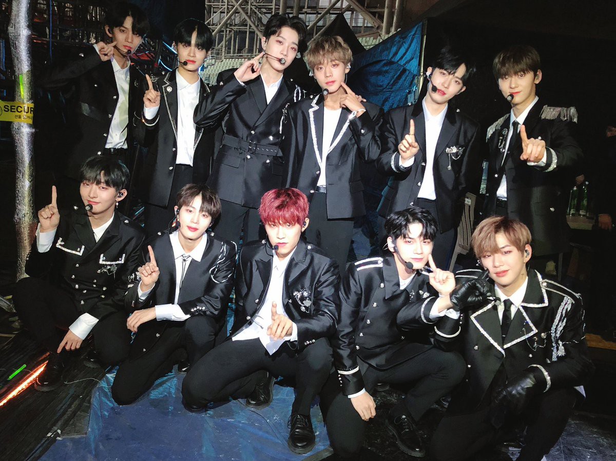 The 20 favorite Kpop stars today: most of the Pinc Dubh group, but No 3 is spectacular - Picture 8. The 20 favorite Kpop stars today: most of the Pinc Dubh group, but No 3 is spectacular - Picture 8.