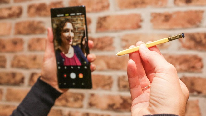 Bút S Pen của thế hệ Galaxy Note sắp tới sẽ được tích hợp cả camera dùng để chụp ảnh selfie? - Ảnh 1.